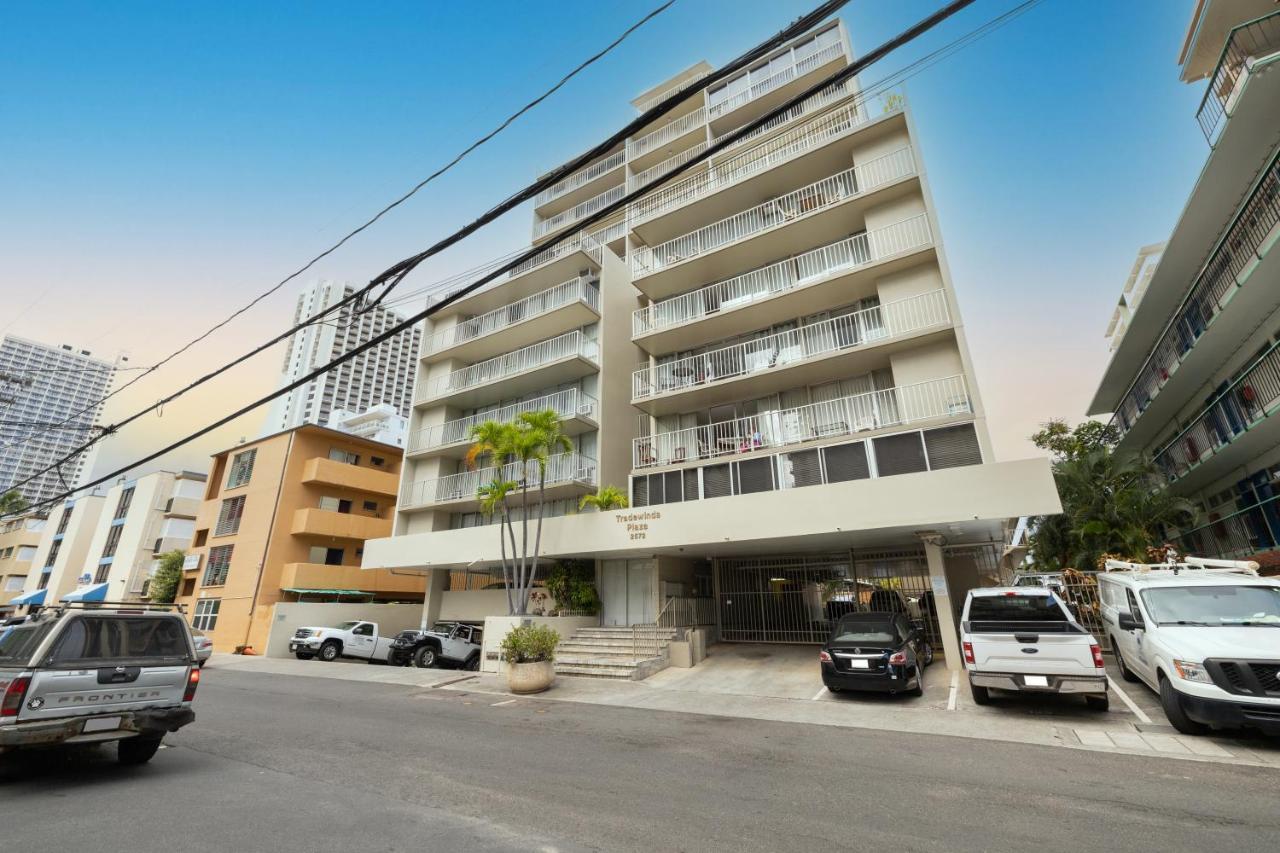 Apartment Modern Waikiki Perfect For Getaway!