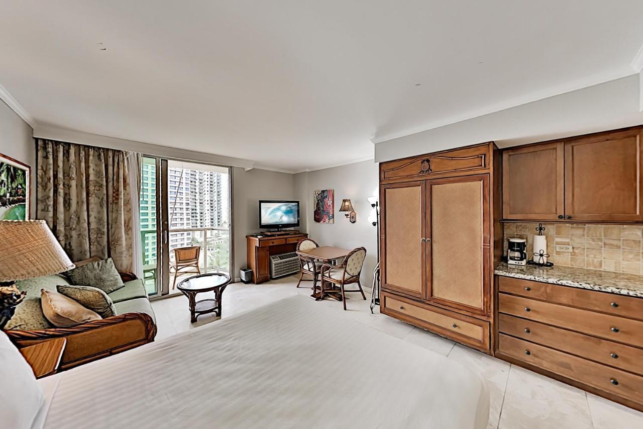 Luana Waikiki 520 *