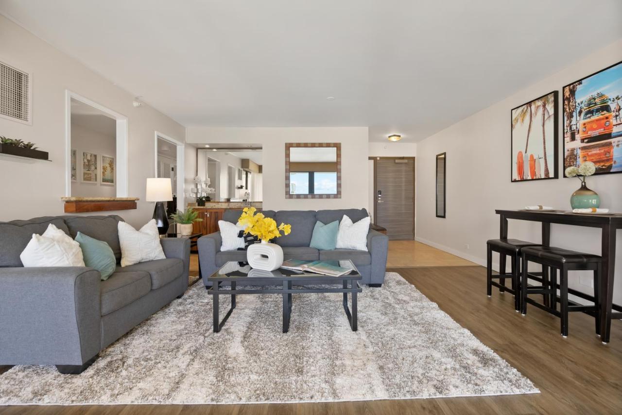 Apartment Spacious Waikiki 2br-ocean View-free Parking Honolulu