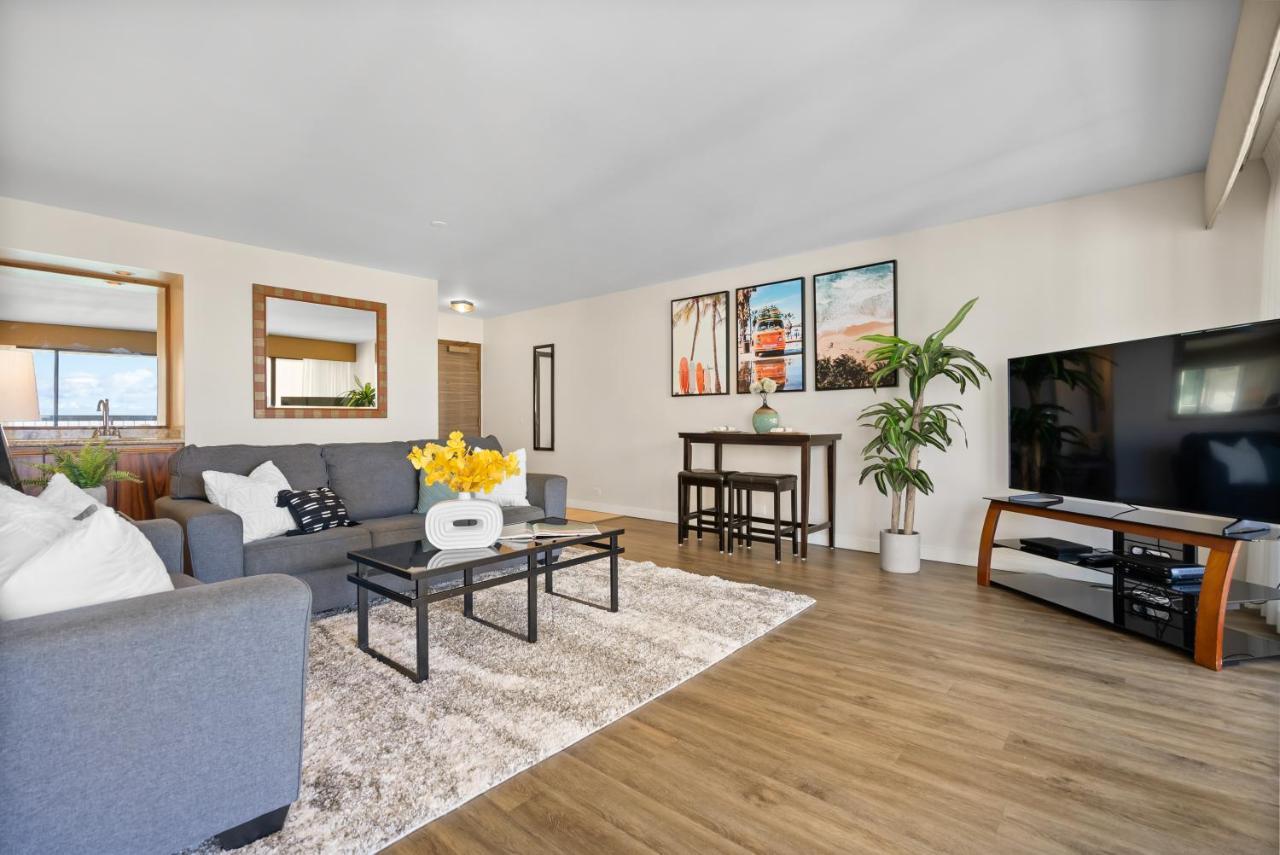 Apartment Spacious Waikiki 2br-ocean View-free Parking