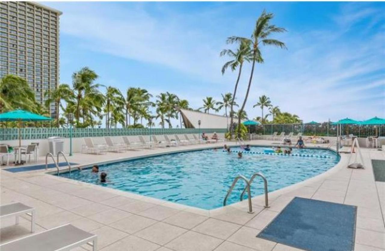 Ilikai Tower 633 Yacht Harbor View 1br Apartment *