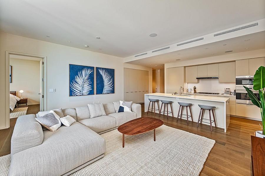 Park Lane 8803 Apartment *