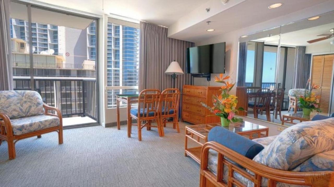 Private In Waikiki, Private Car Included, Beach Gear And Camping Gear * Honolulu