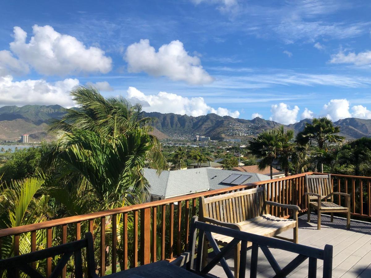 With Sweeping Views, Pool & Yard Honolulu