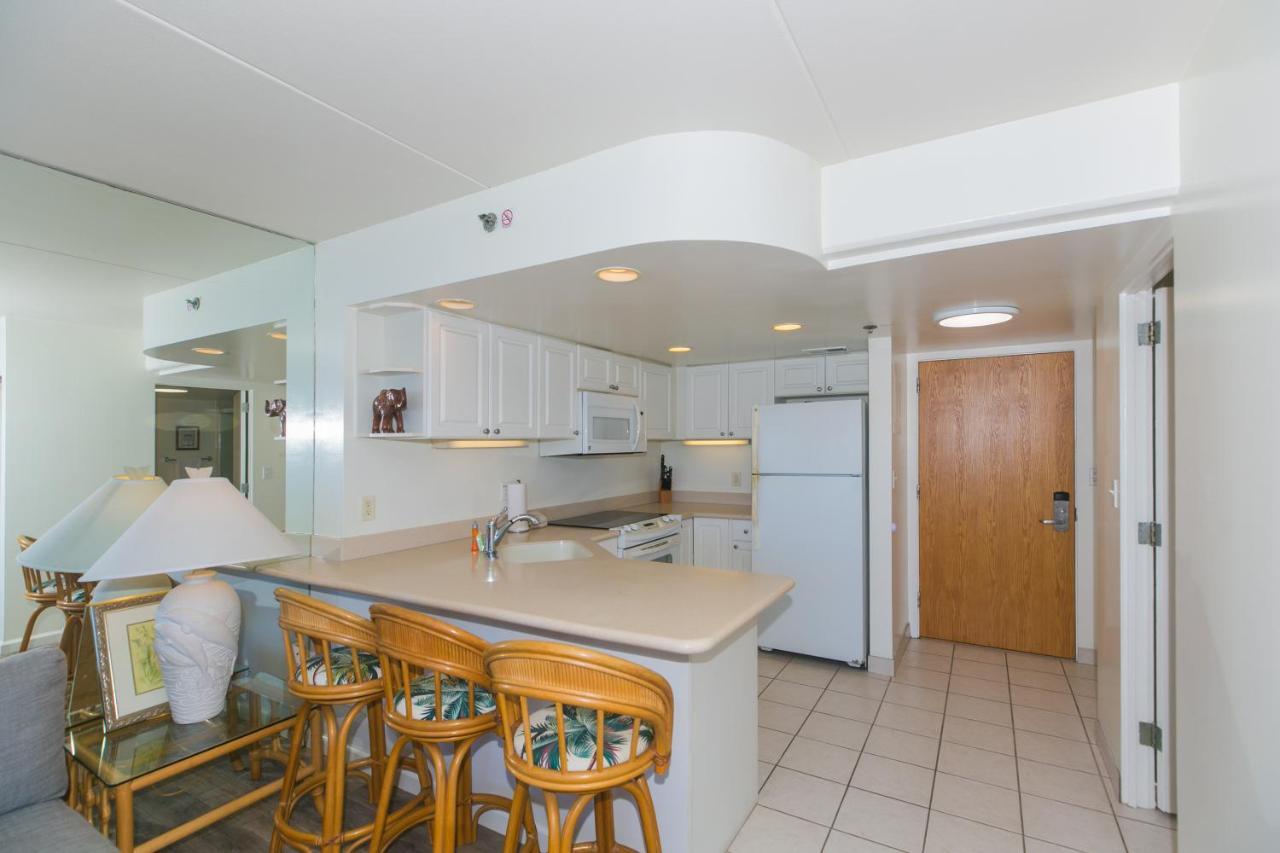 Apartment Ilikai Tower 2141 Yacht Harbor View 1br *