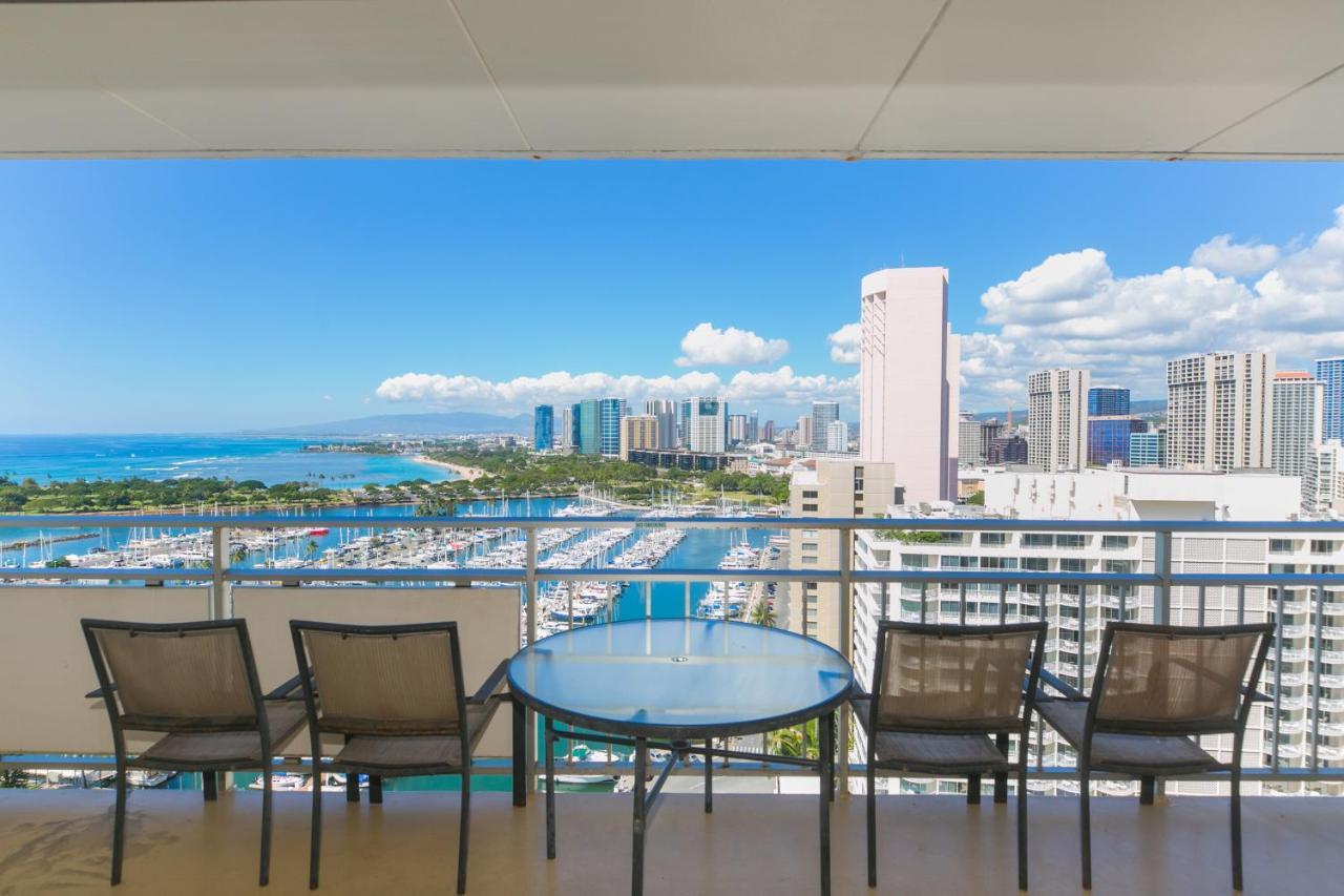 Apartment Ilikai Tower 2141 Yacht Harbor View 1br *