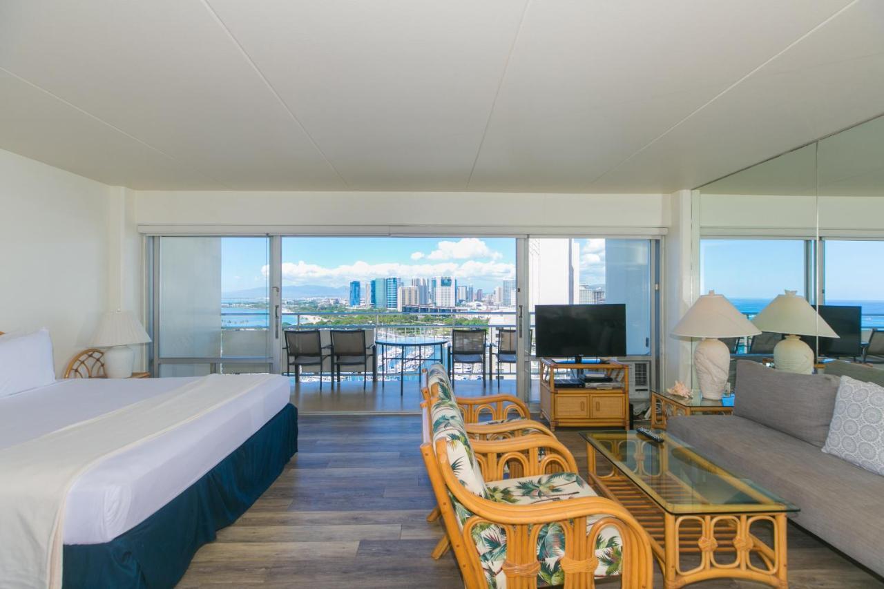 Apartment Ilikai Tower 2141 Yacht Harbor View 1br *