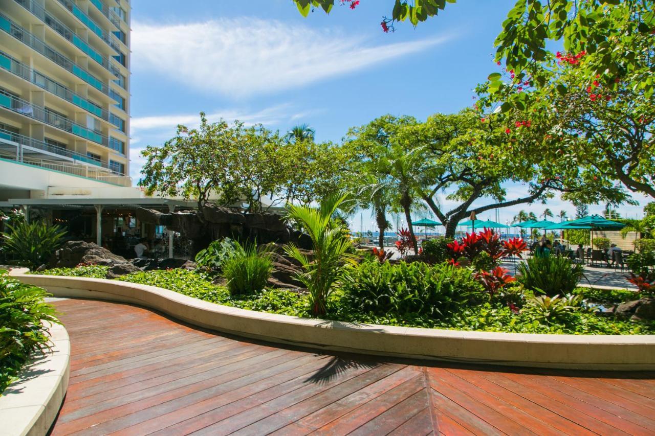 Ilikai Tower 2141 Yacht Harbor View 1br
