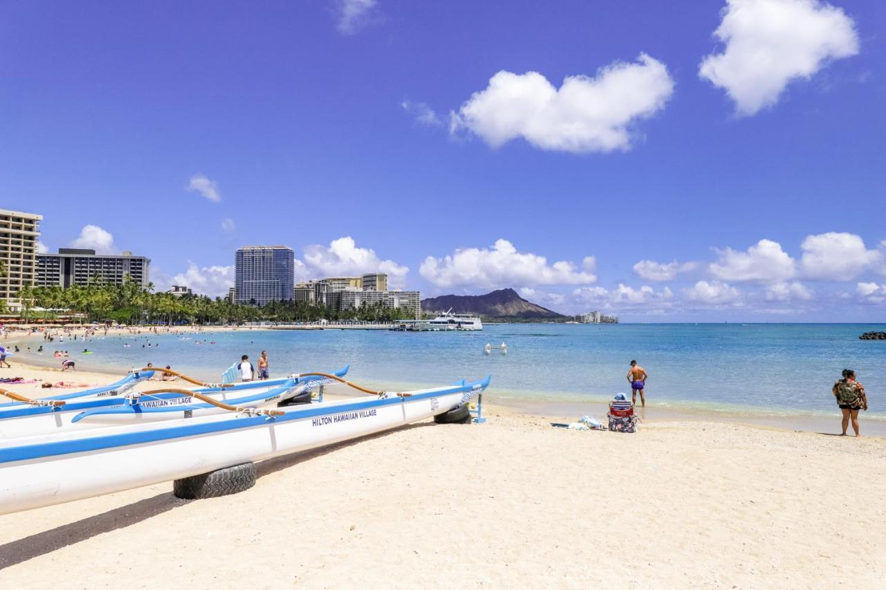 Ilikai 883 * Honolulu