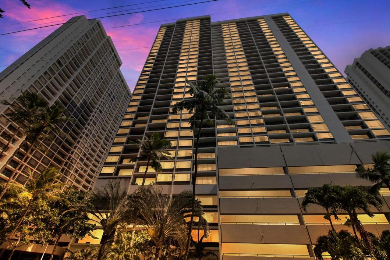 Waikiki Banyan Ocean View Honolulu