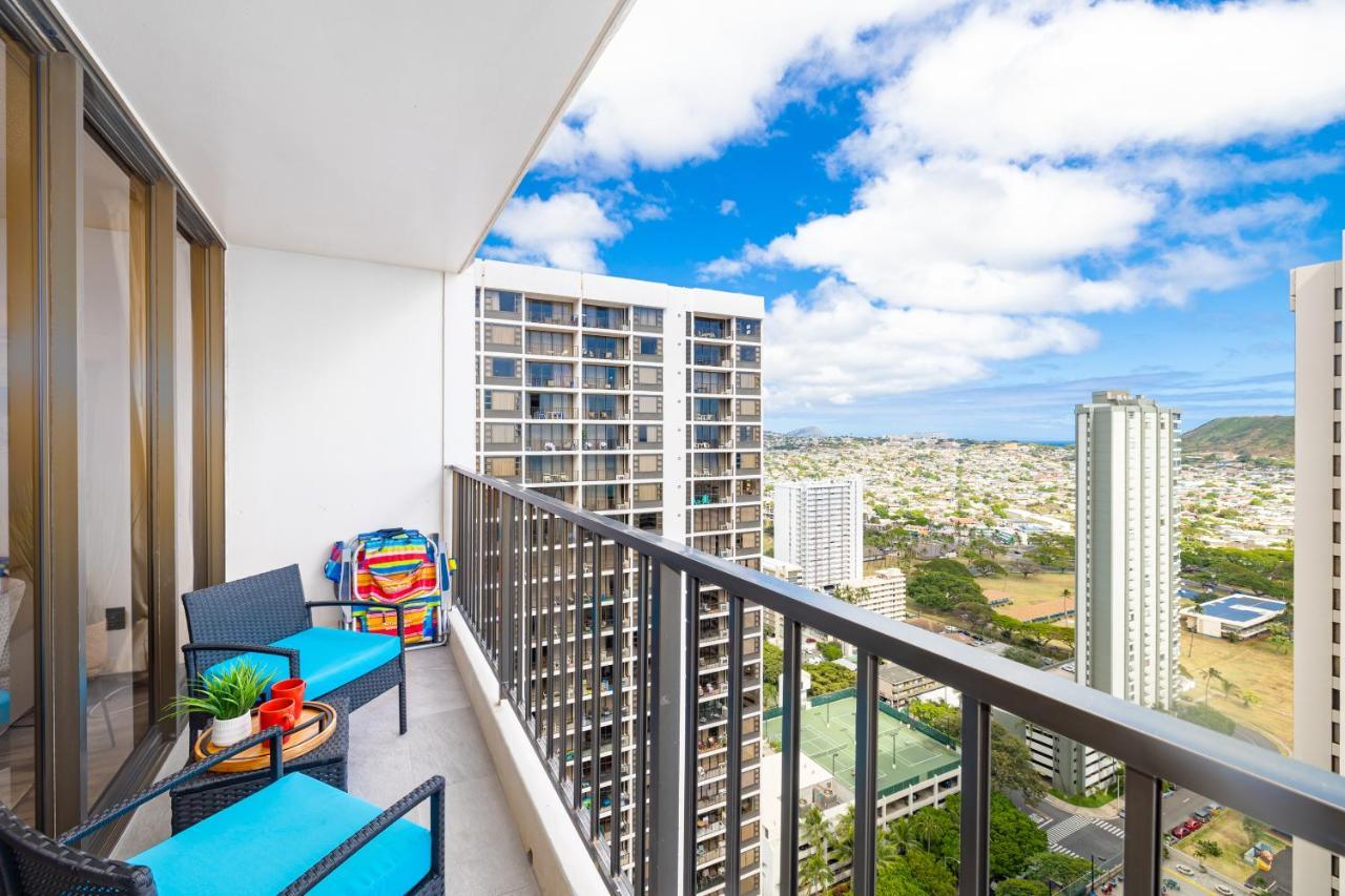Ocean & Diamond Head Views - Near - Parking! Apartment Honolulu