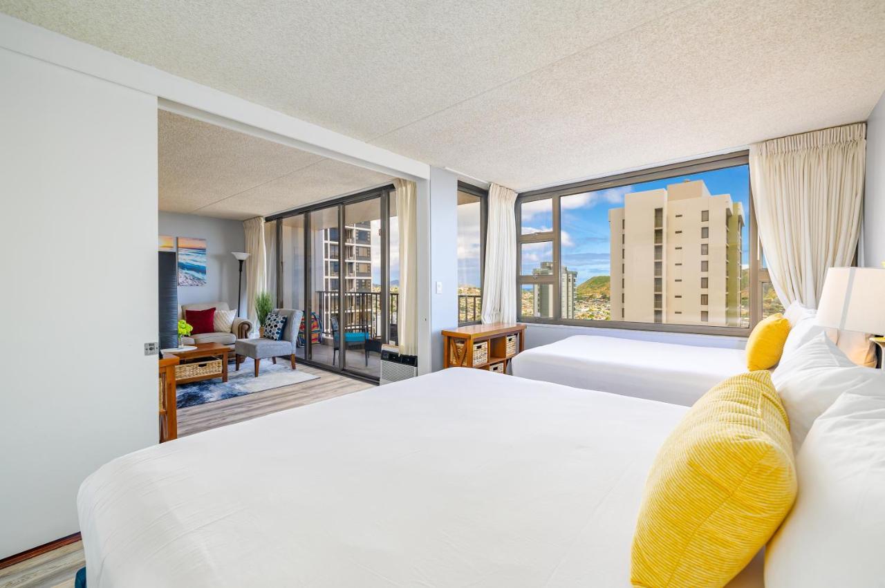 Ocean & Diamond Head Views - Near - Parking! Honolulu