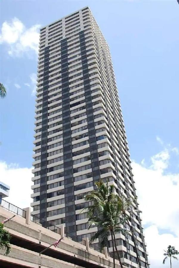 Apartment Hawaiian Monarch 2703b Honolulu
