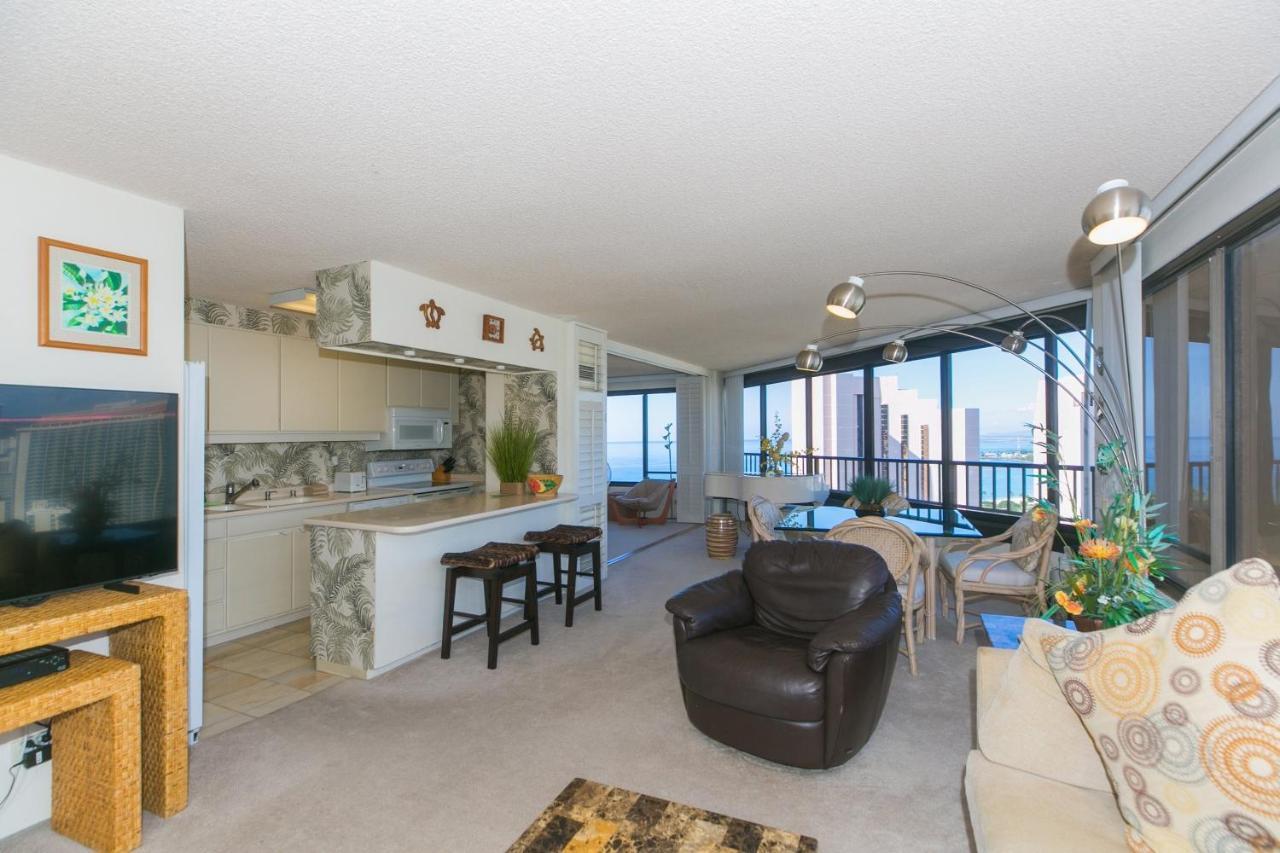 Two Bedroom Discovery Bay High Rise With Lanai & Gorgeous Views Apartment