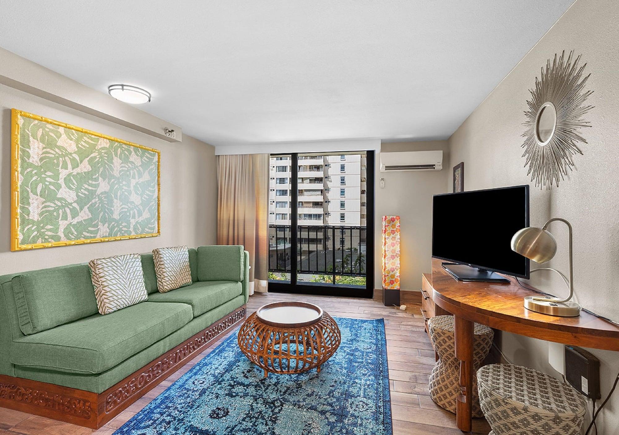 Castle Bamboo Waikiki Honolulu