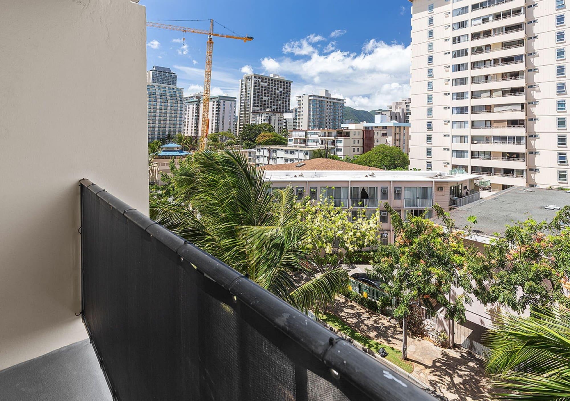 Castle Bamboo Waikiki Honolulu