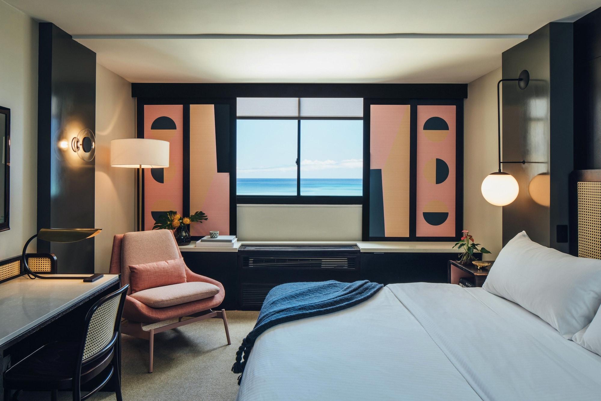 Renew Hotel 3*