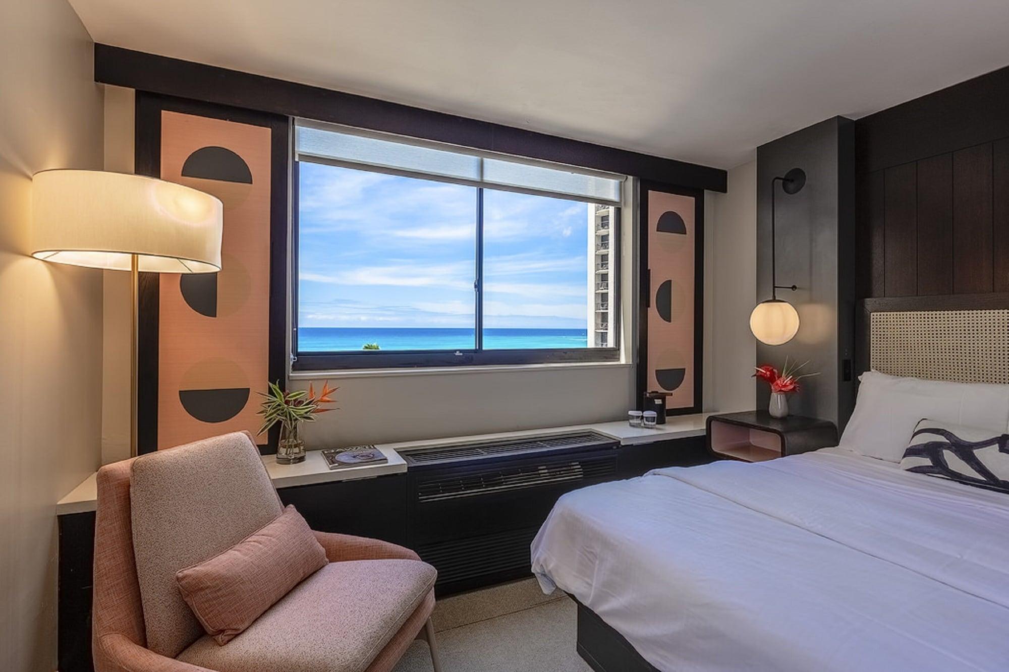 Renew 3* Honolulu