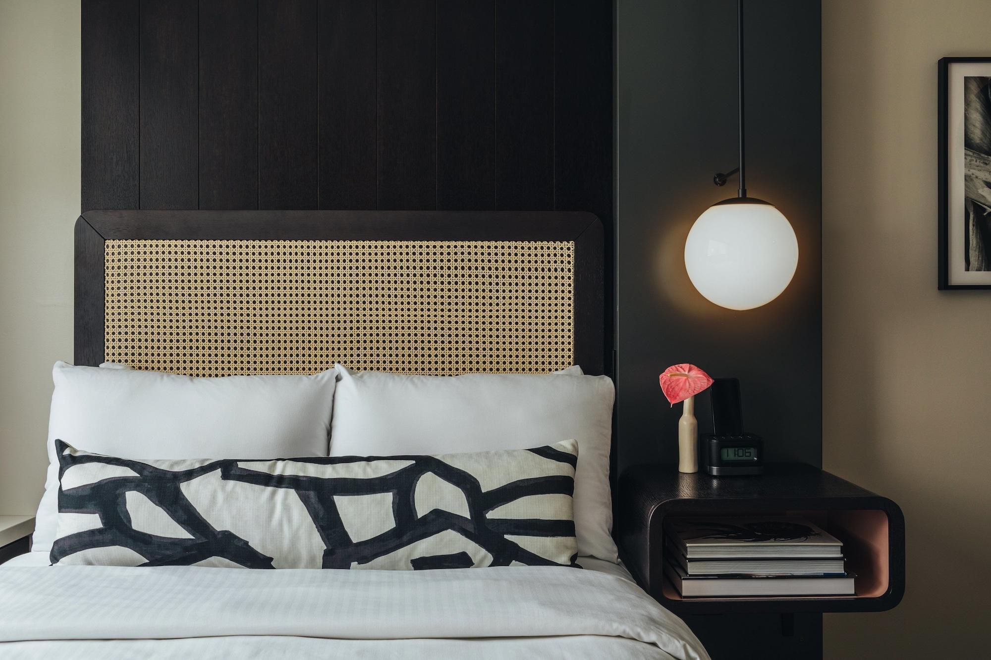 Hotel Renew Honolulu