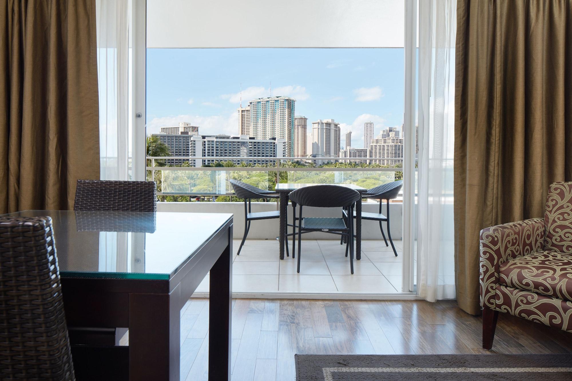 Regency On Beachwalk Waikiki By Outrigger * Honolulu