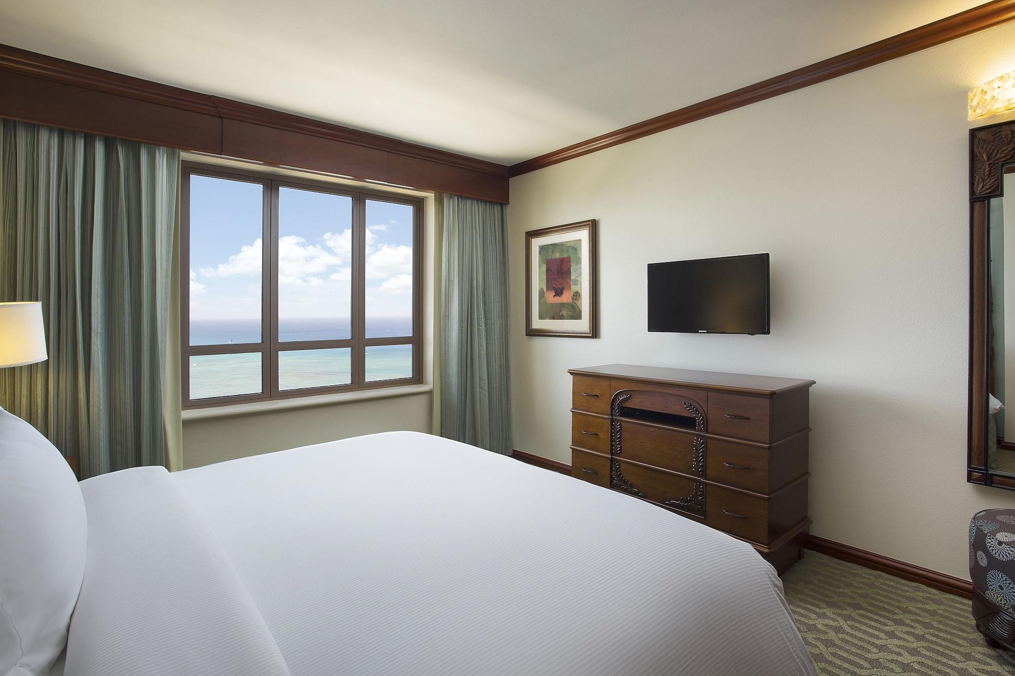 Hilton Grand Vacations Club Grand Waikikian Resort