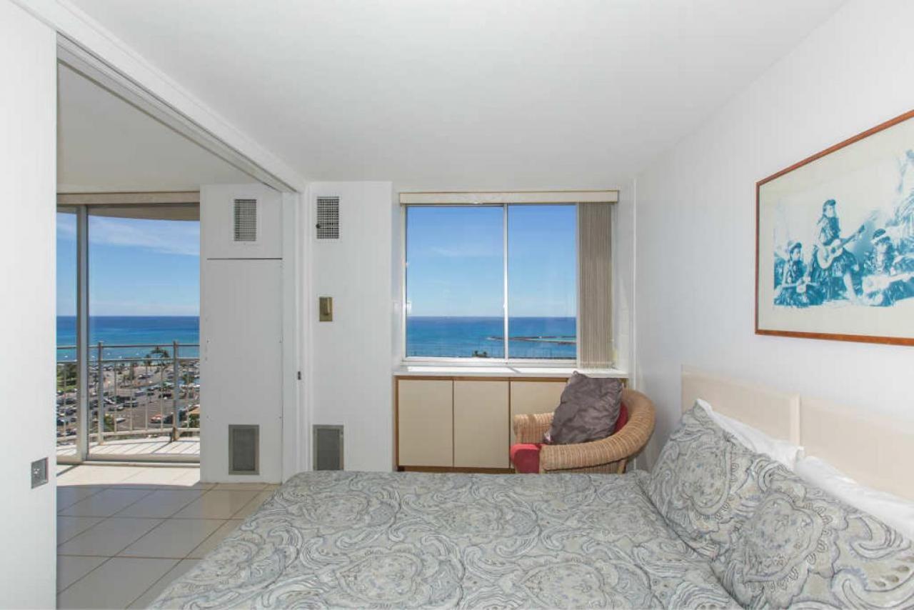 Ilikai Marina 1688 Yacht Harbor View 1br Honolulu