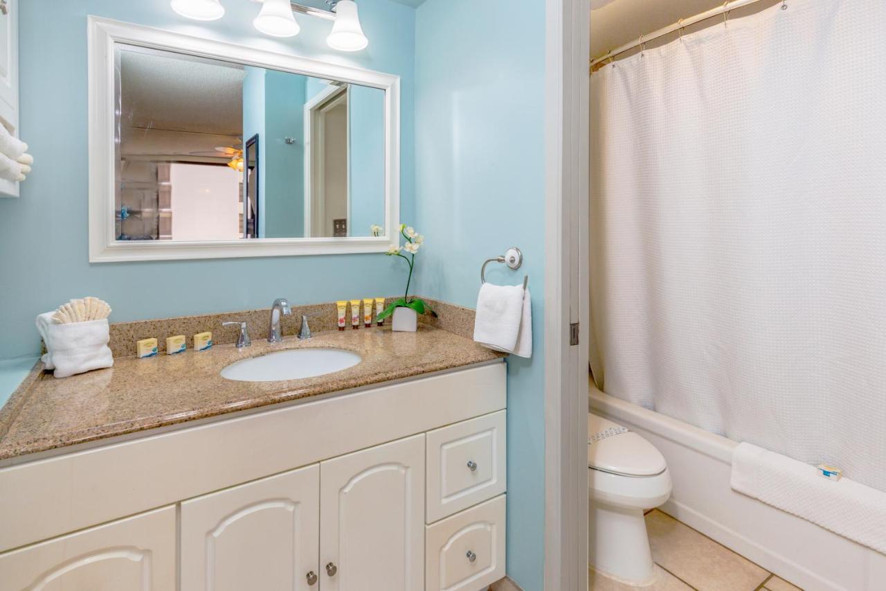 Lover's Haven, Cozy With Ocean Views And Free Parking *