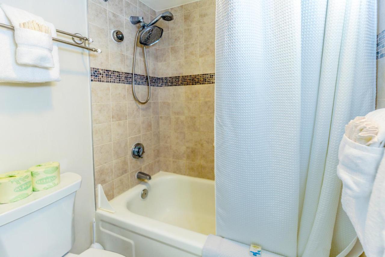 Lover's Haven, Cozy With Ocean Views And Free Parking Apartment