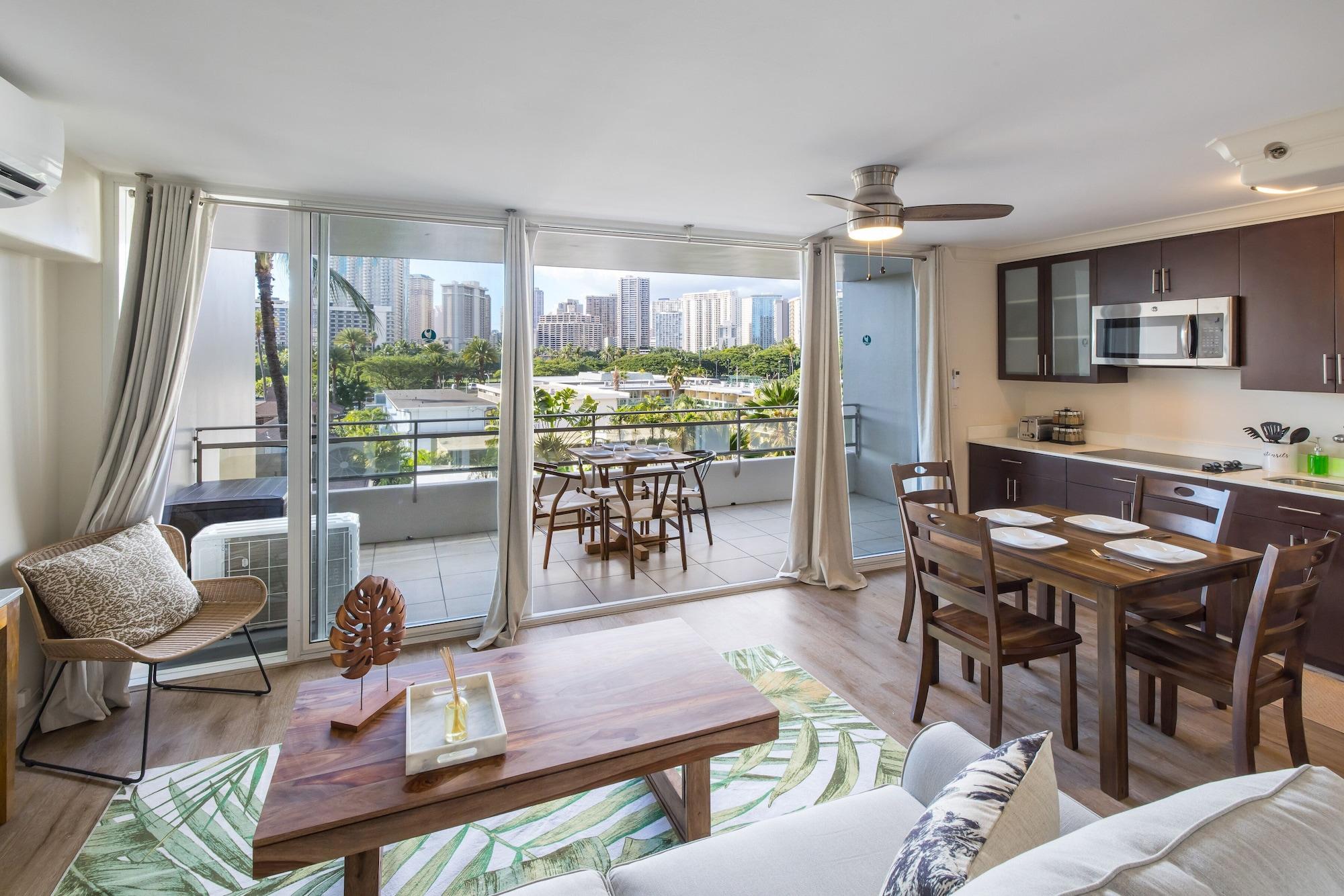 Regency On Beachwalk Waikiki By Outrigger Honolulu