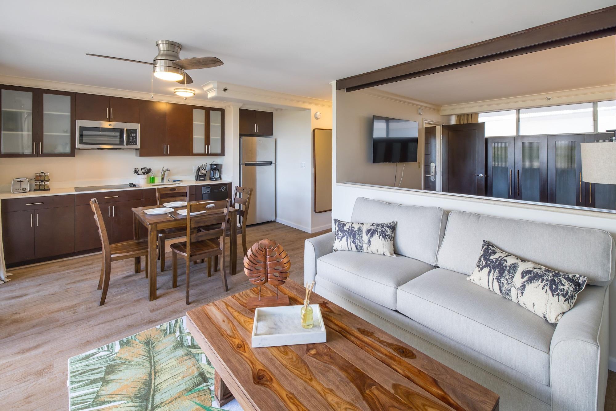 Regency On Beachwalk Waikiki By Outrigger * Honolulu