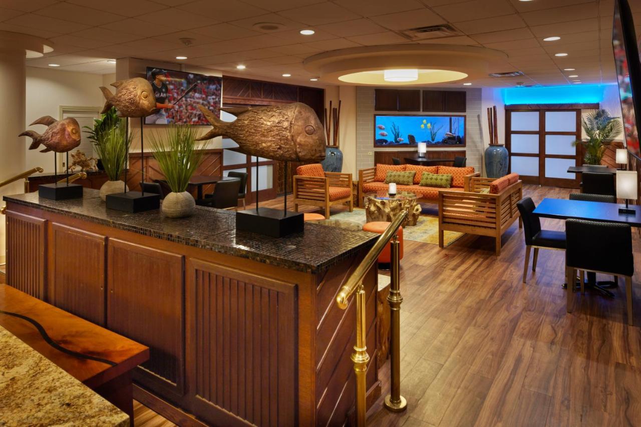 Airport Hotel 3*