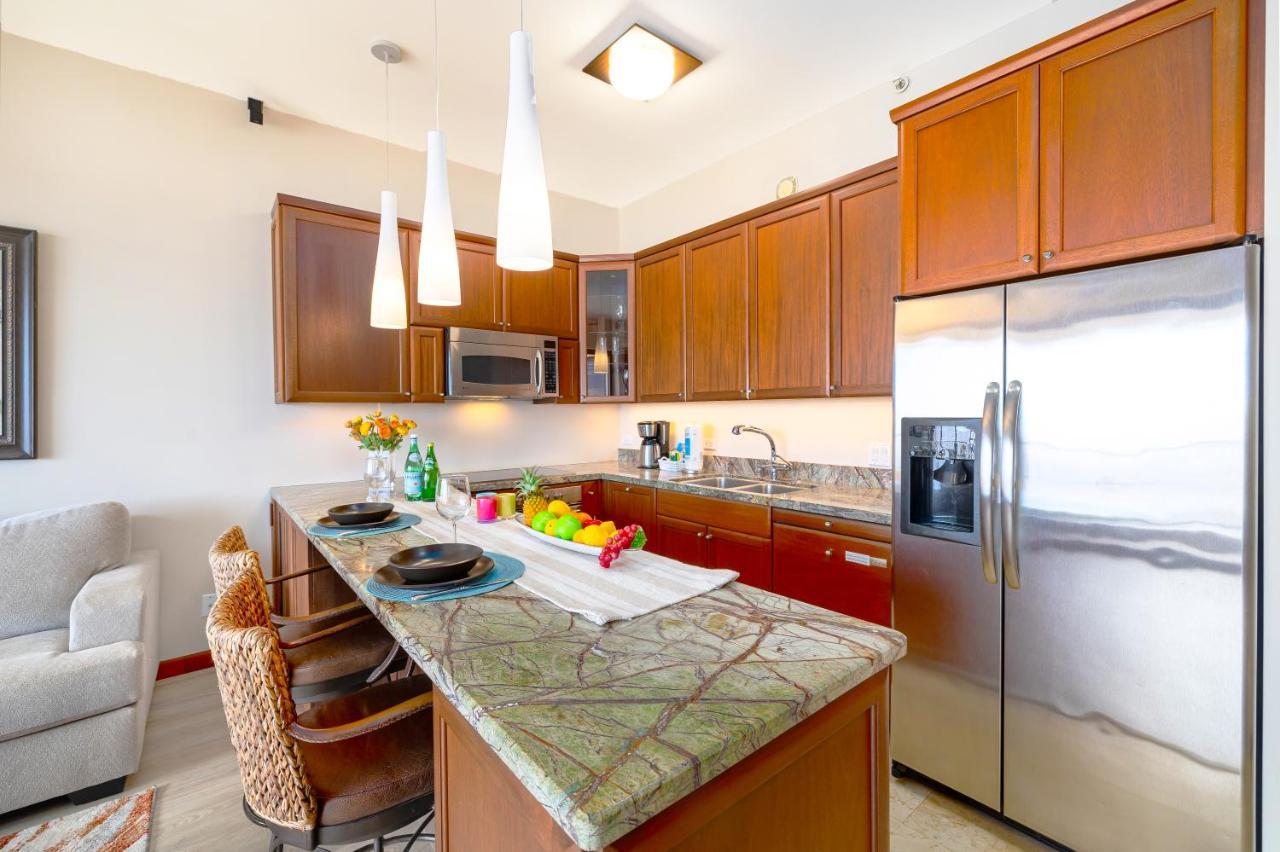 Apartment Upscale Penthouse With Ocean Views - Free Parking Honolulu