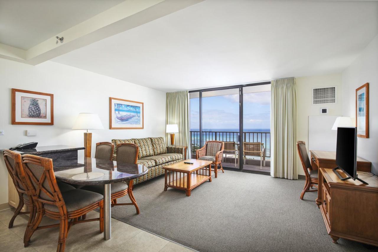 Aparthotel Aston Waikiki Sunset 4*