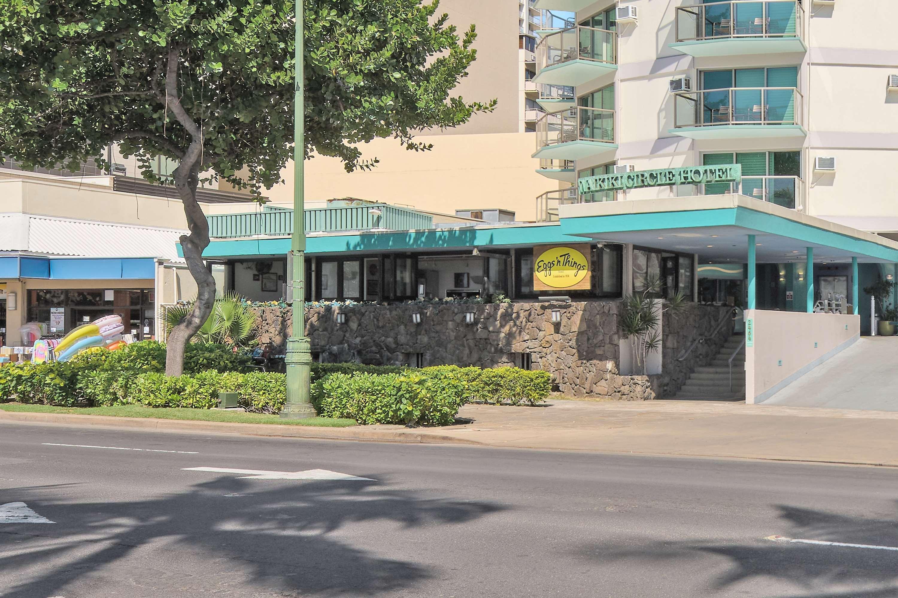 Aston Waikiki Circle 3*