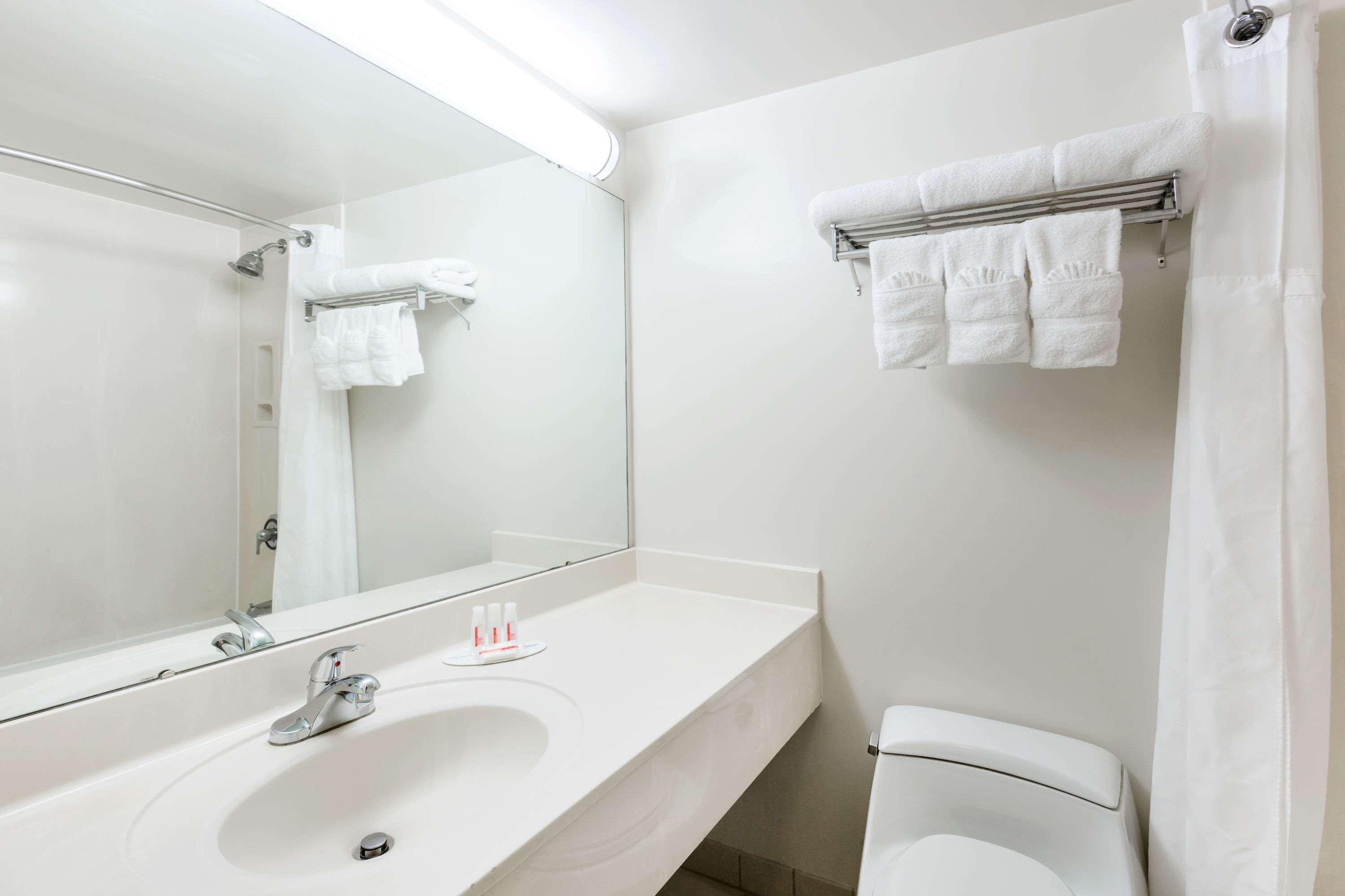 Ramada Plaza By Wyndham Waikiki Hotel Honolulu
