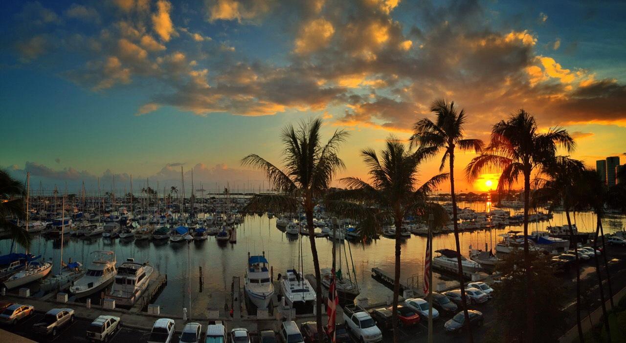 Hotel Waikiki 4*