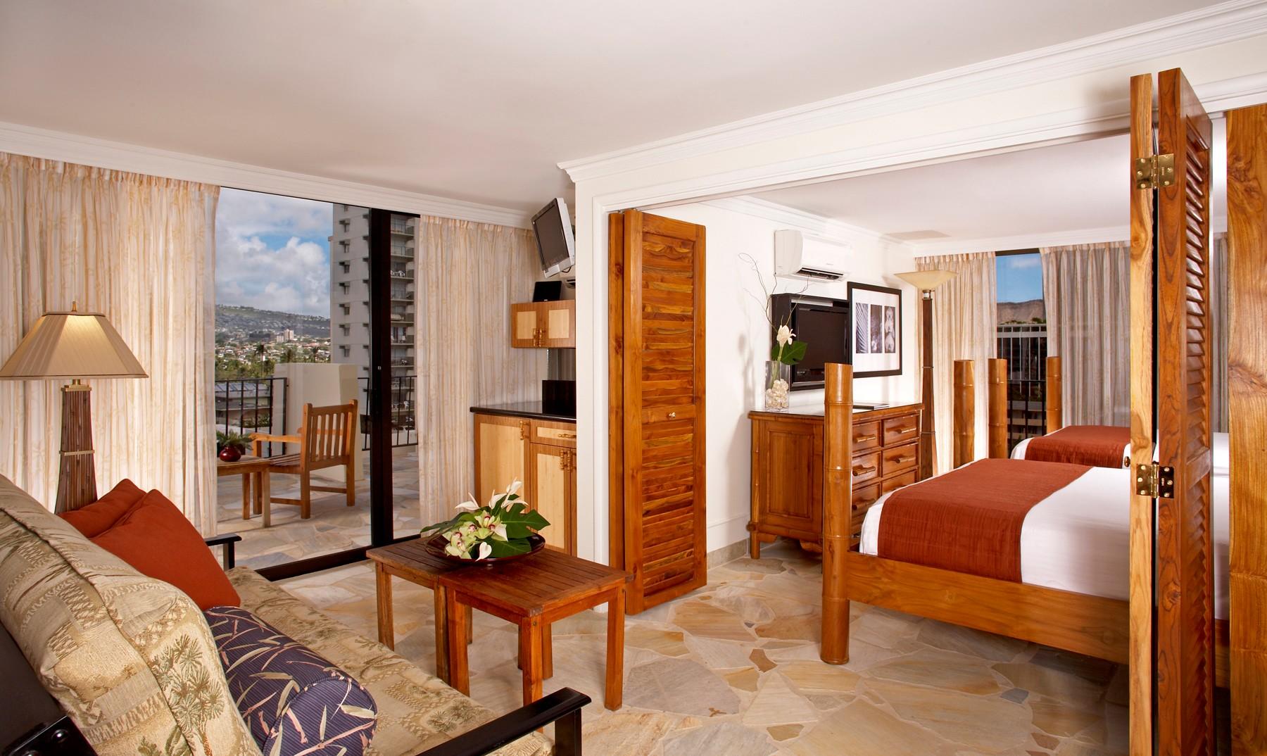 Castle Bamboo Waikiki Hotel