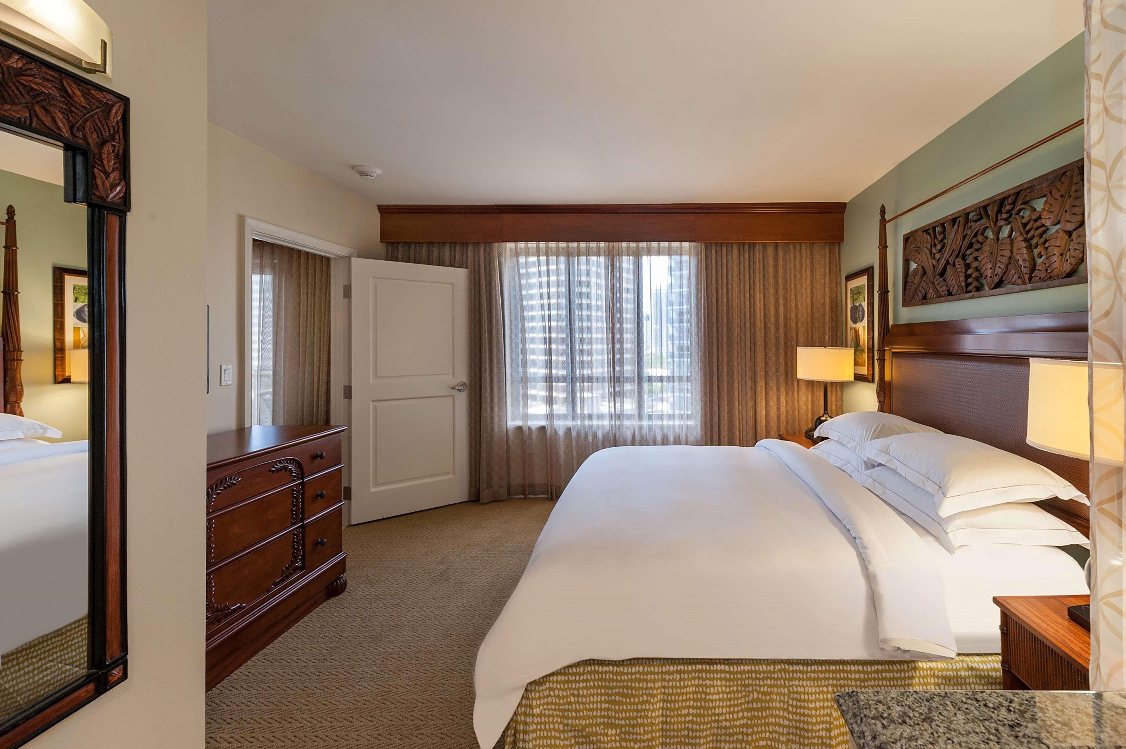 Hilton Grand Vacations Club Grand Waikikian 3*