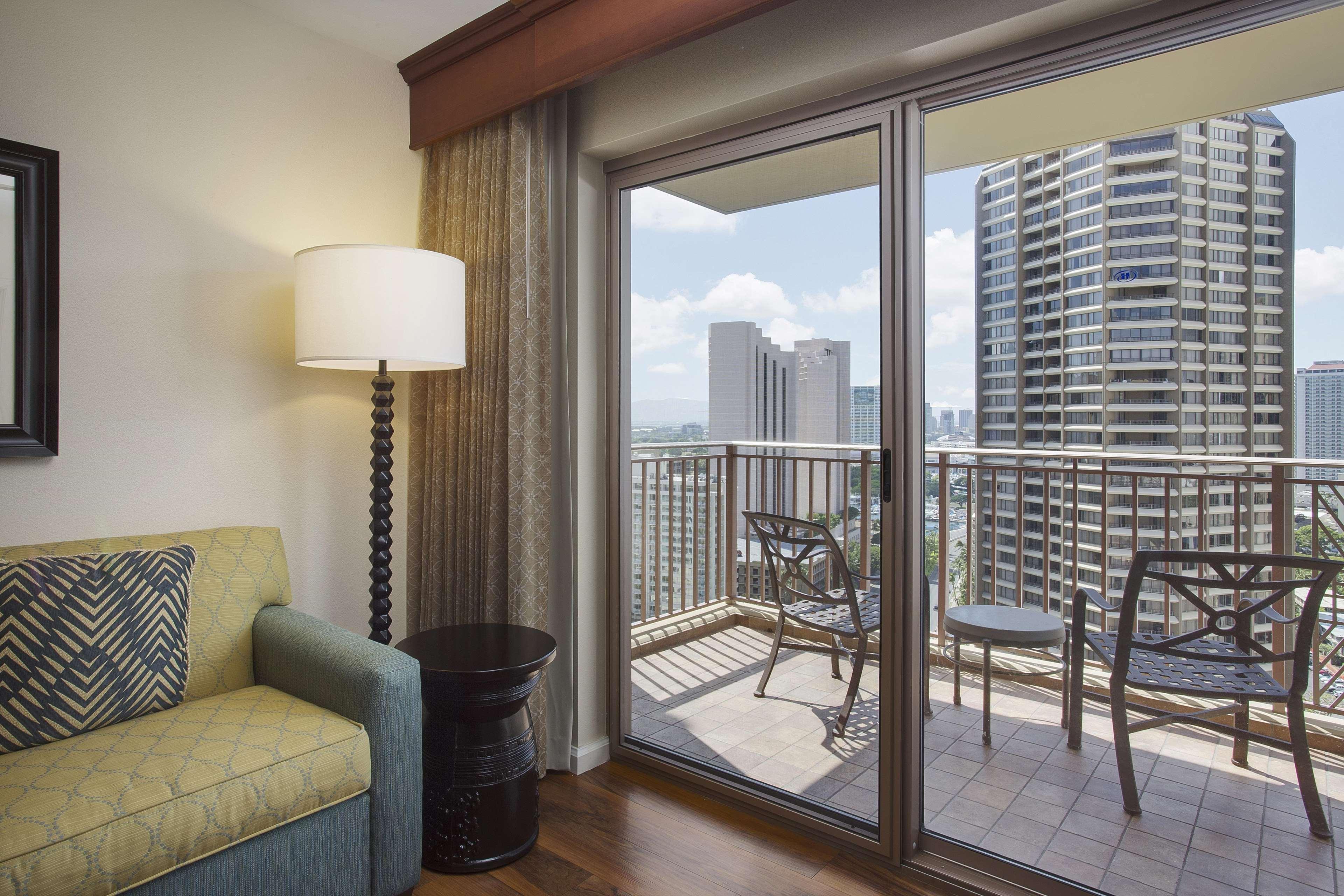 Hilton Grand Vacations Club Grand Waikikian Honolulu