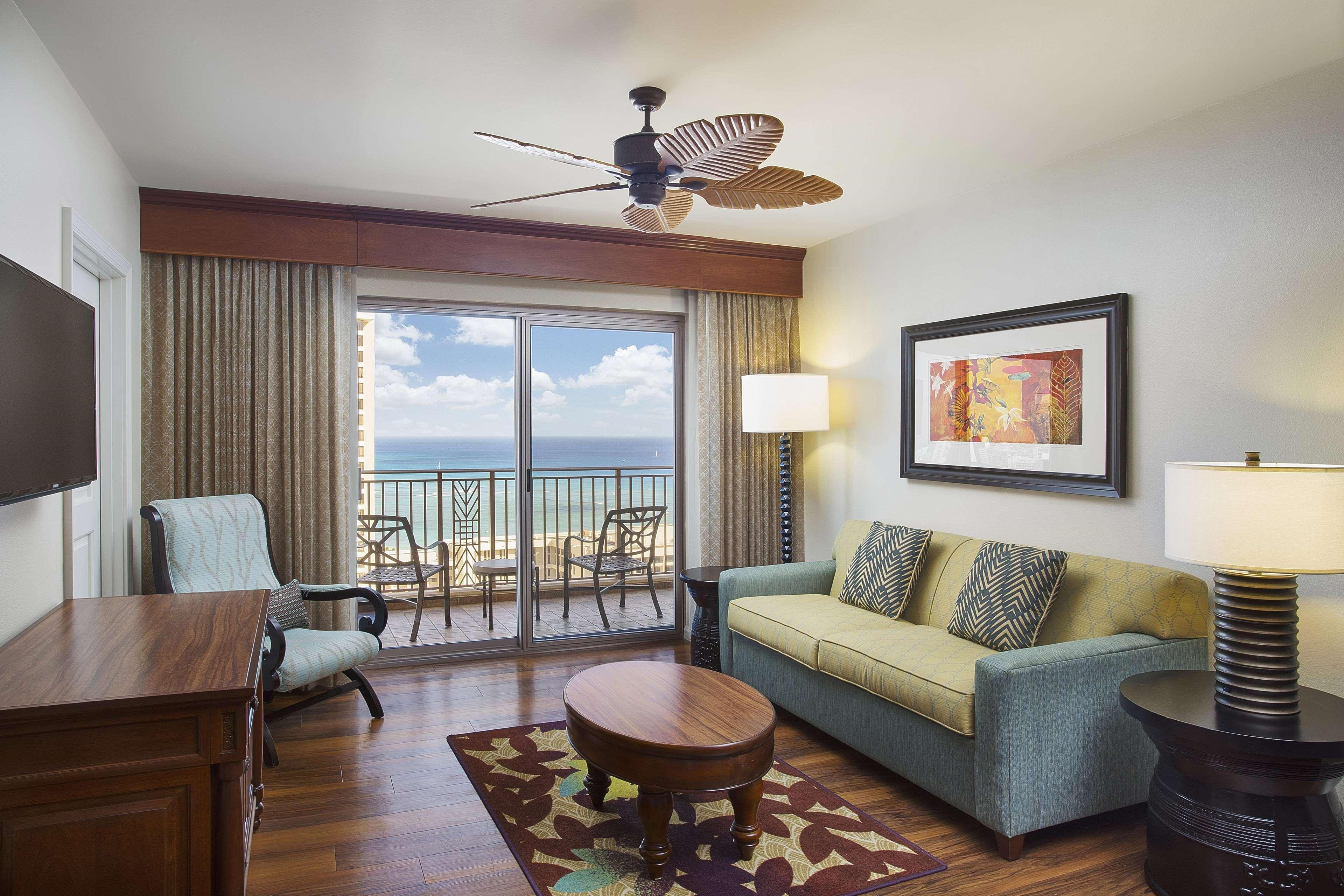 Hilton Grand Vacations Club Grand Waikikian Resort