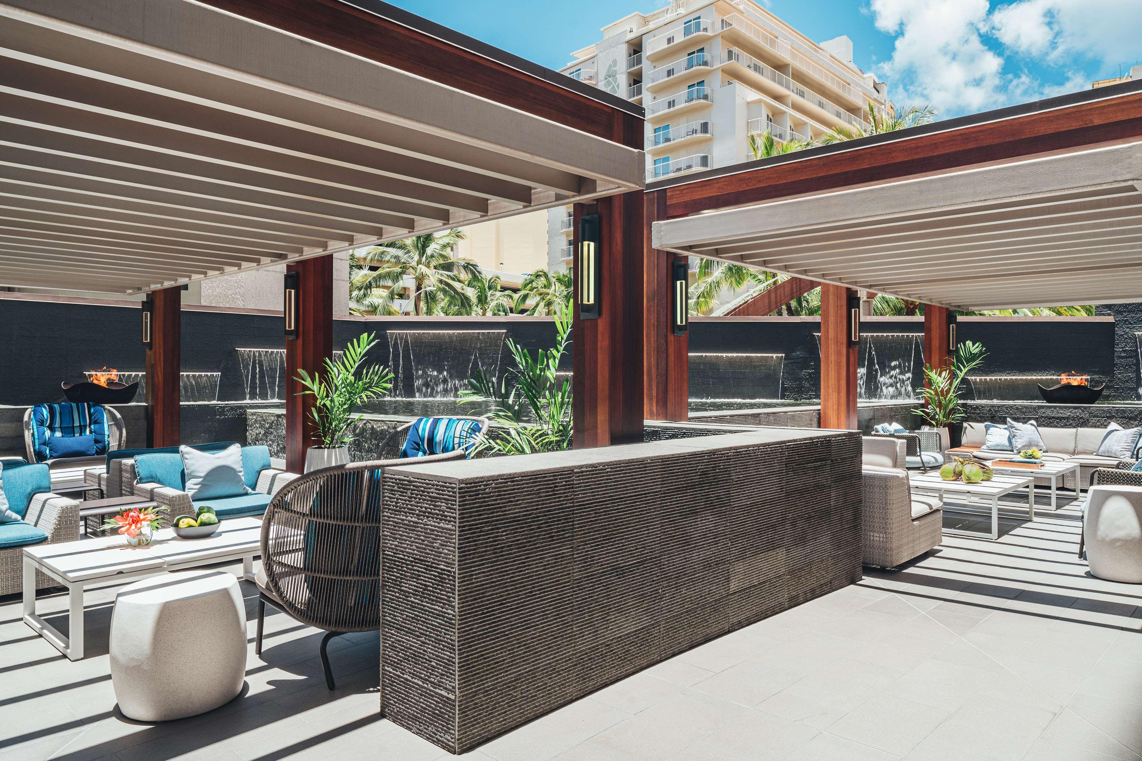 Hilton Grand Vacations Club Hokulani Waikiki 3*