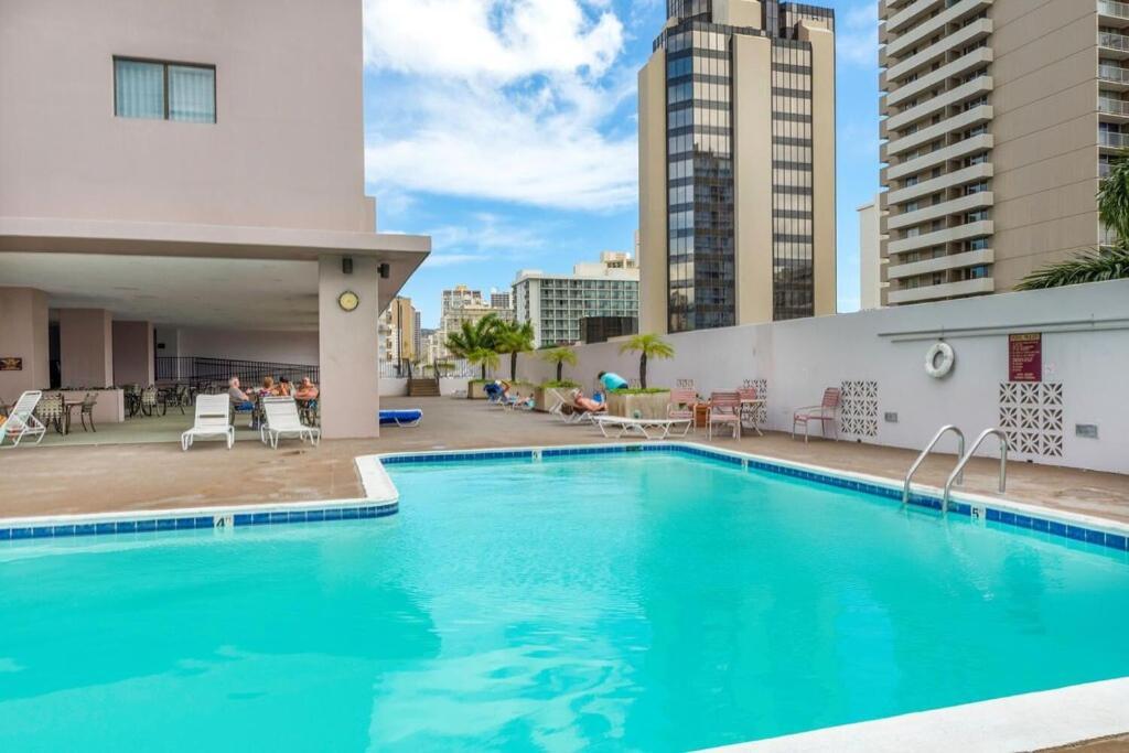 Royal Kuhio - Free Parking Included