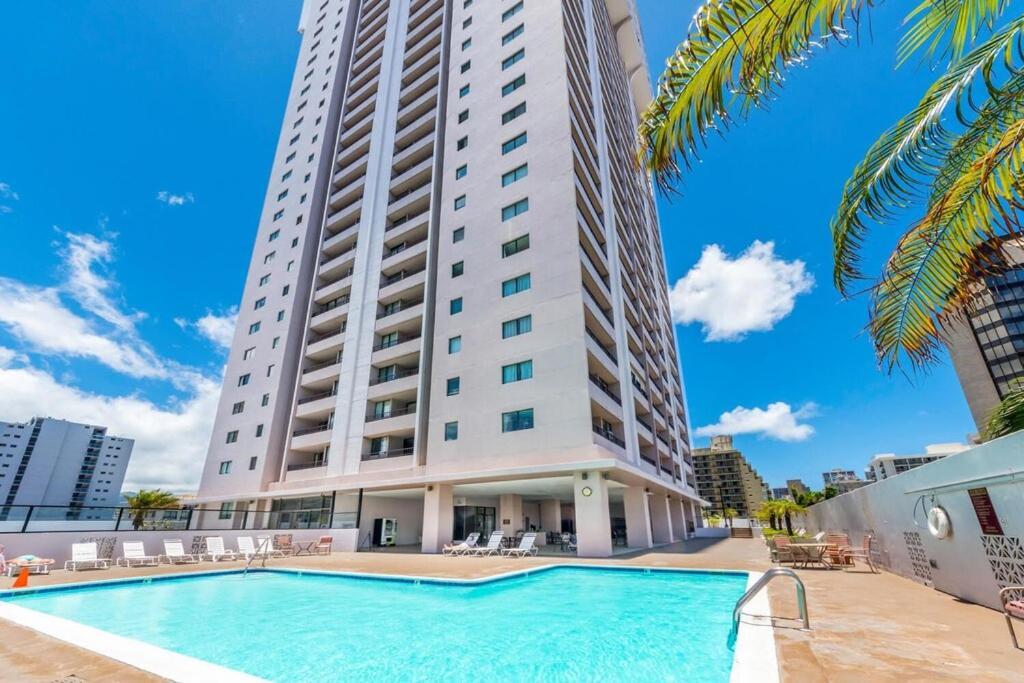 Aparthotel Royal Kuhio - Free Parking Included *