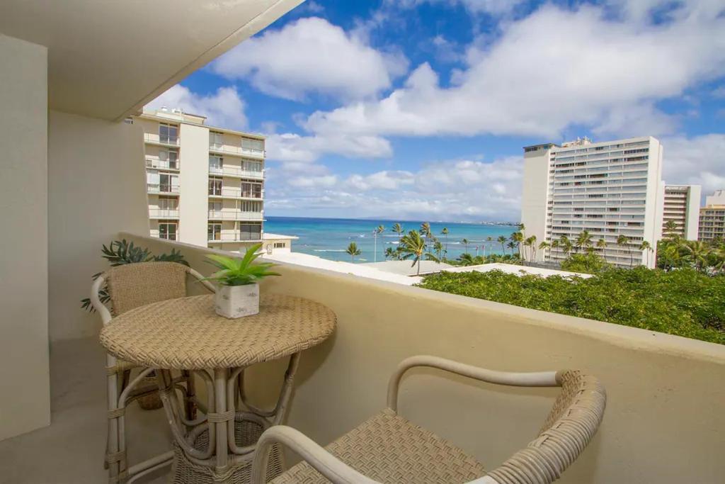 Diamond Head *