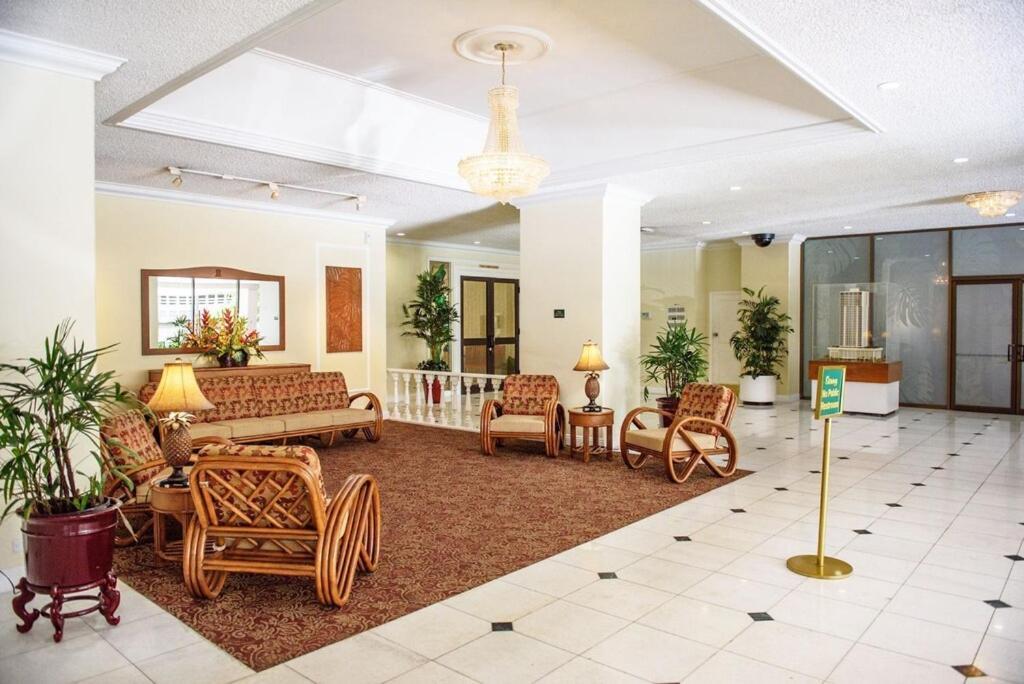 Royal Kuhio - Free Parking Included Honolulu