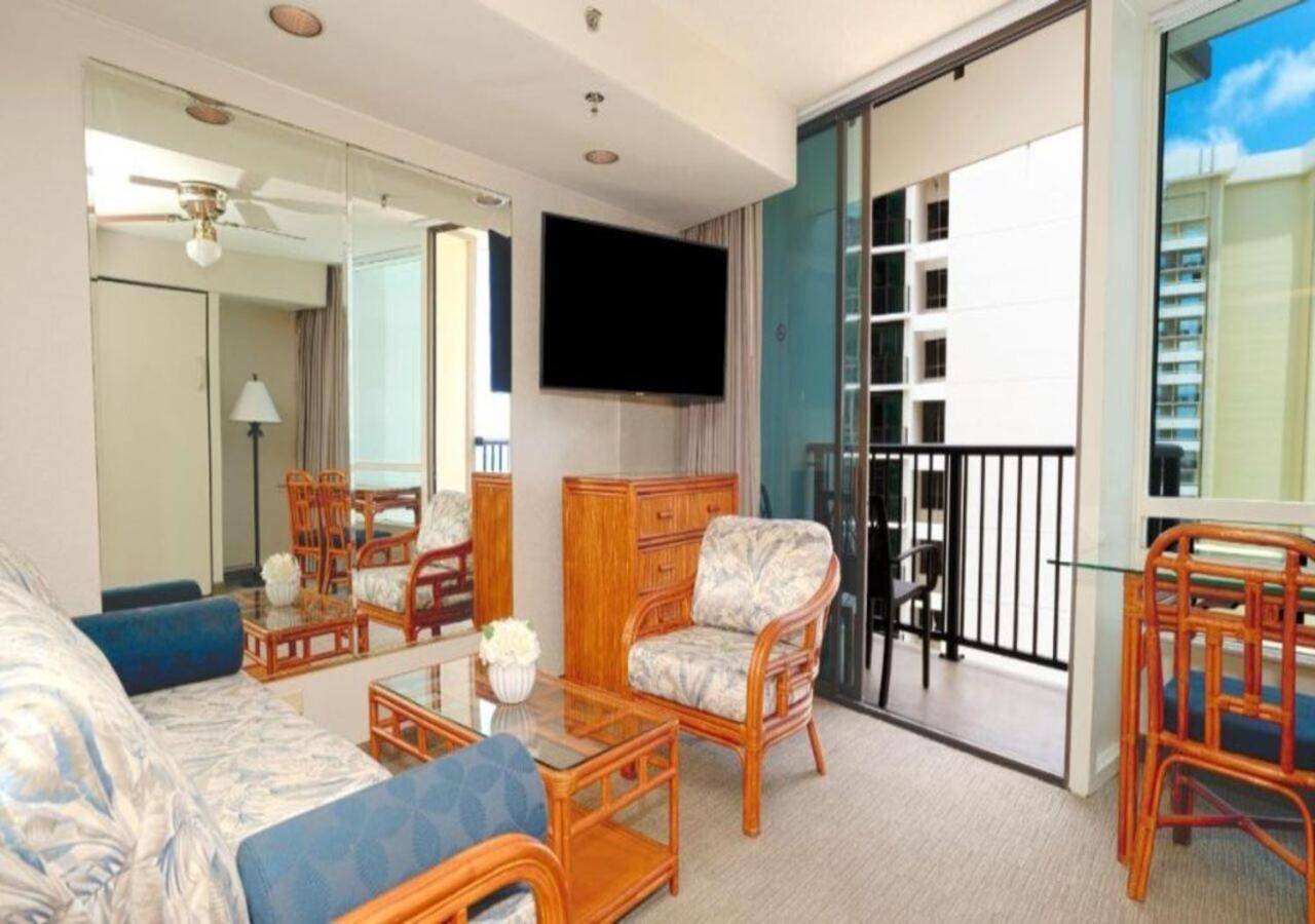 Private In Waikiki, Private Car Included, Beach Gear And Camping Gear