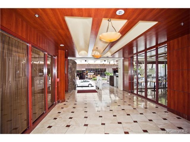 Prime Location - Waikiki Full Kitchen& Laundry Hotel