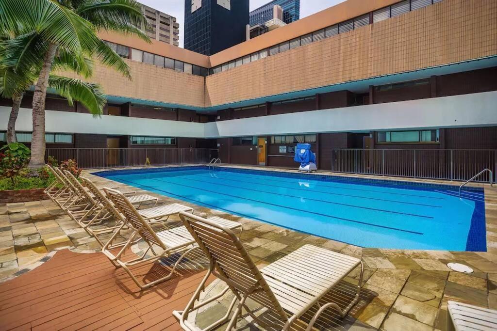 Apartment 2br Downtown High Ceiling Free Parking And Wifi *