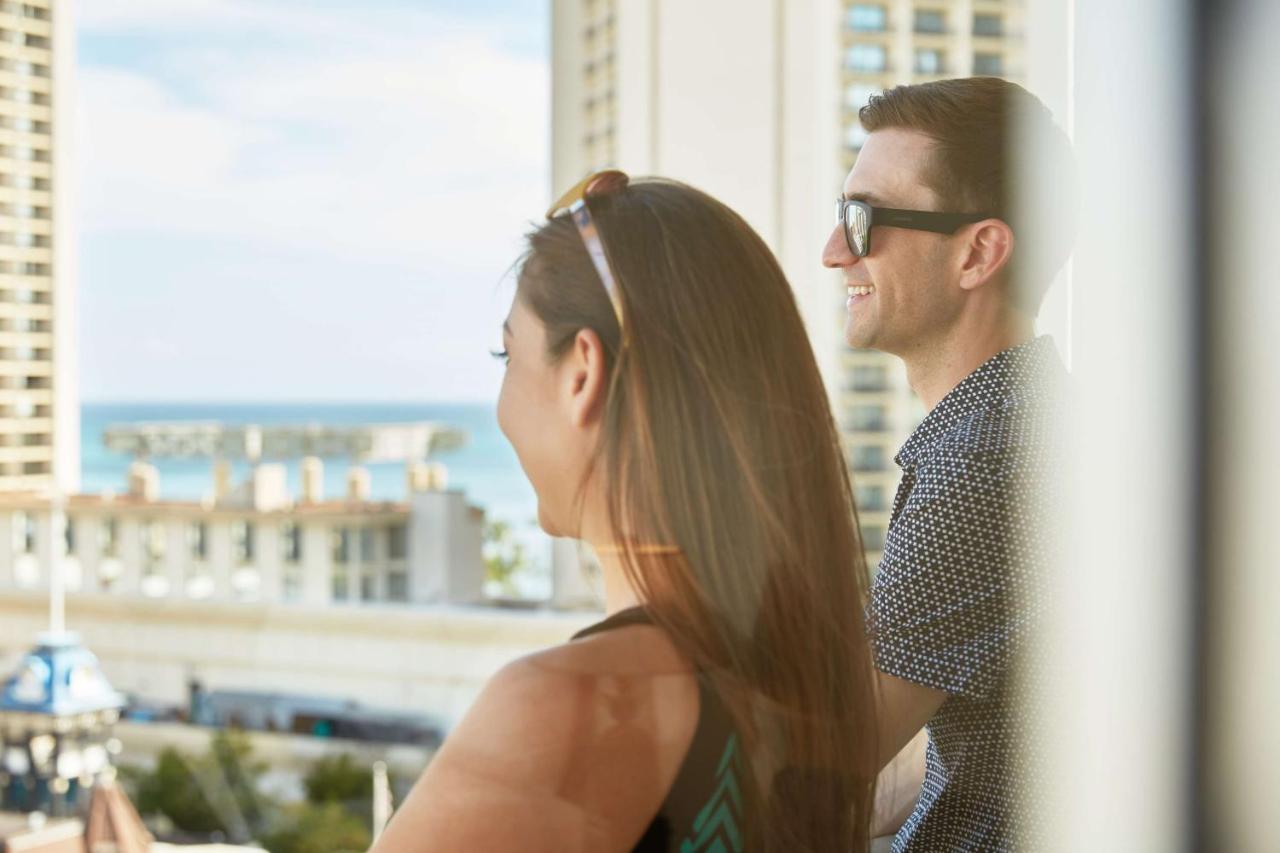 Hotel Outrigger Waikiki Paradise 4*