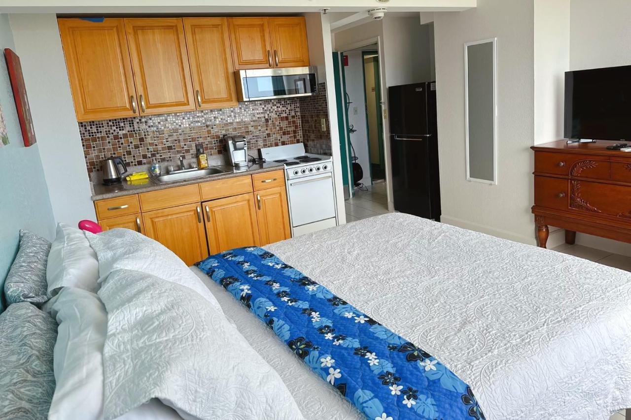 Waikiki High Floor Views Beaches Convention Center Apartment *
